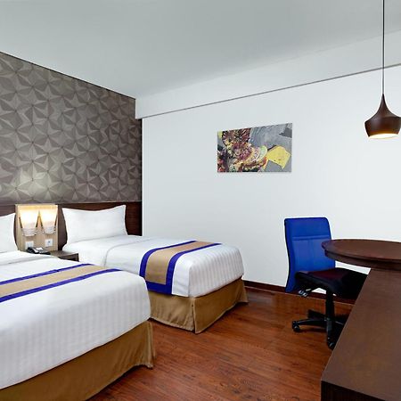 Aston Jember Hotel & Conference Center Extérieur photo
