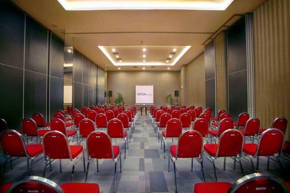 Aston Jember Hotel & Conference Center Extérieur photo