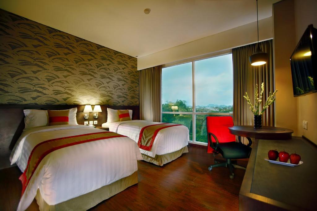 Aston Jember Hotel & Conference Center Extérieur photo
