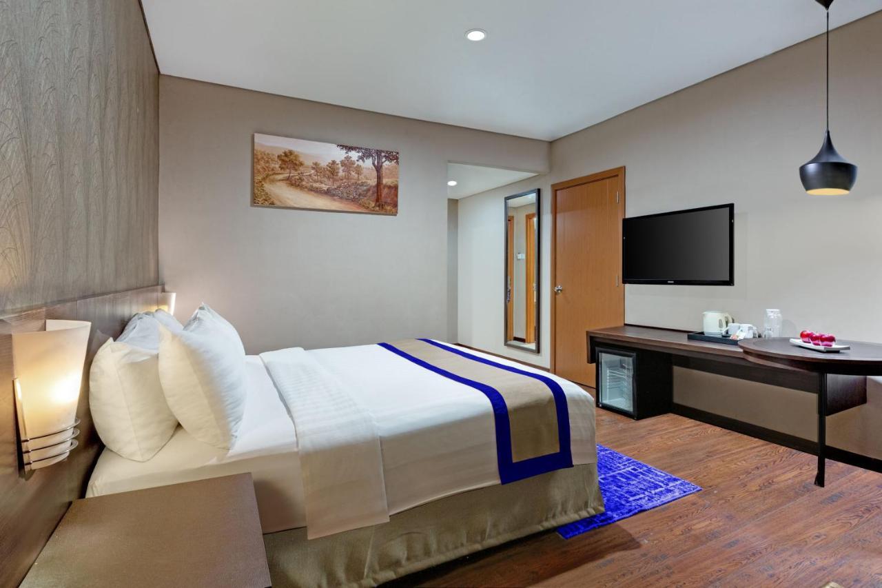 Aston Jember Hotel & Conference Center Extérieur photo