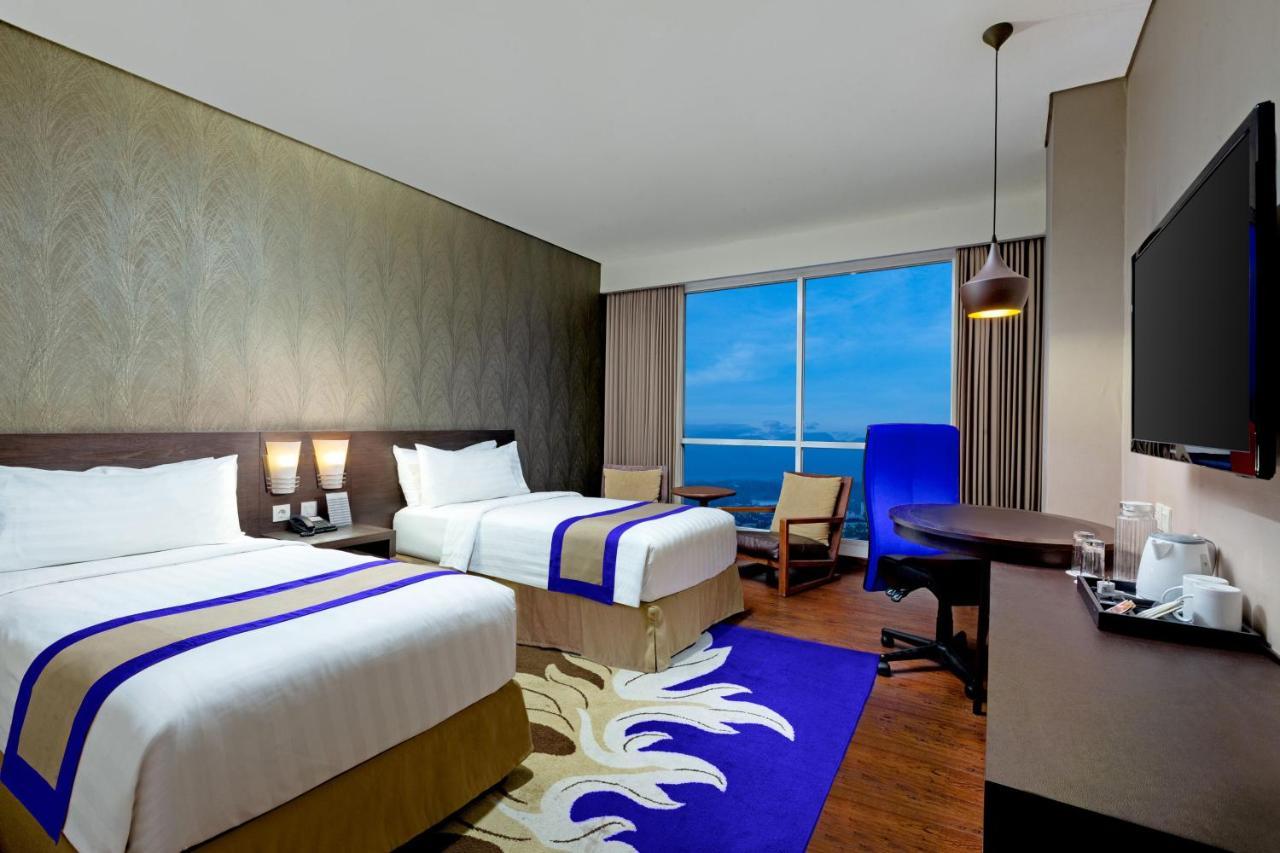 Aston Jember Hotel & Conference Center Extérieur photo